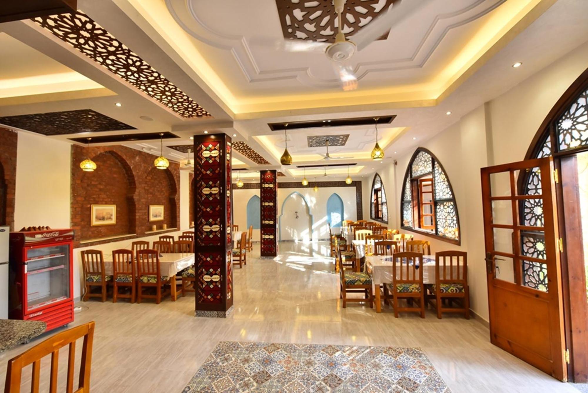 Amon Hotel Luxor Exterior photo